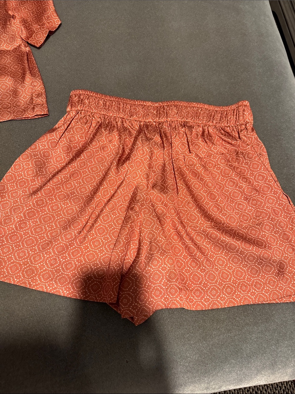 NWT Kittenish Rust Printed Button-Front Short Set - Picture 7 of 8